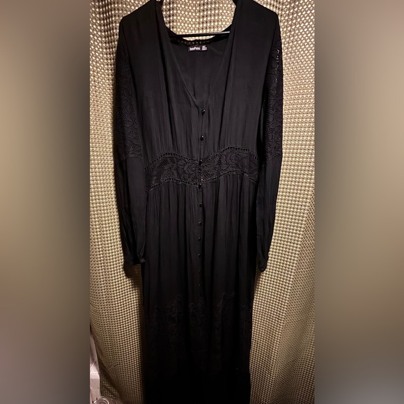 Black Lace Button-Up Dress - Picture 1 of 3